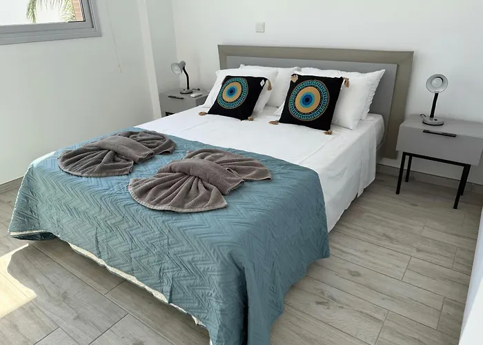 Toocoool - Elite Sea Breeze * Aya Napa