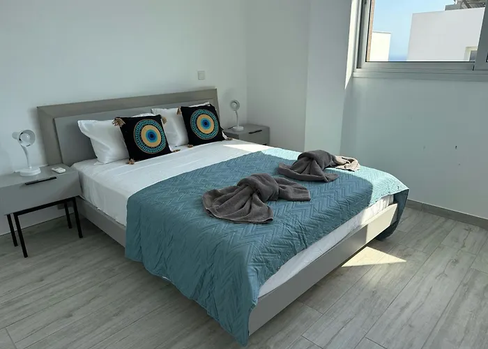 Toocoool - Elite Sea Breeze Aya Napa